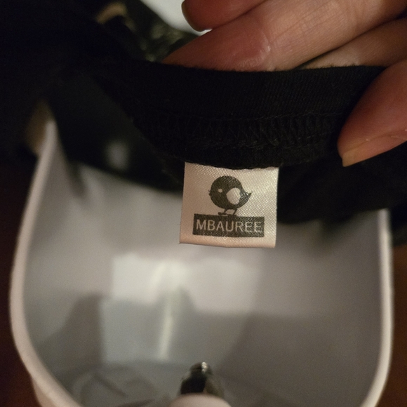 MBauree black distressed t-shirt "F" graphics szM - Picture 5 of 6